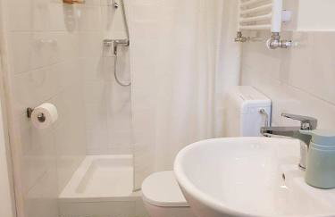 Angela Apartment - Photo 7
