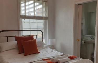 The Studio Apartment - Photo 1