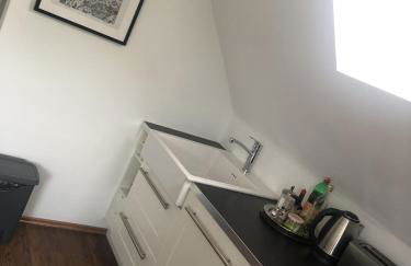 Bel Art Atelier mit großem Parkplatz - Foto 4