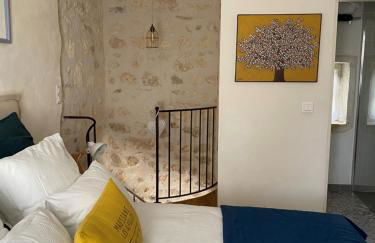 LA PETITE MAISON DE MAUSSANE *** - Foto 9