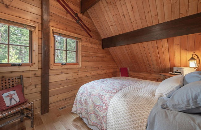Cozy Pet Friendly Cabin in Lake Tahoe by Sierra Getaways - Foto 2