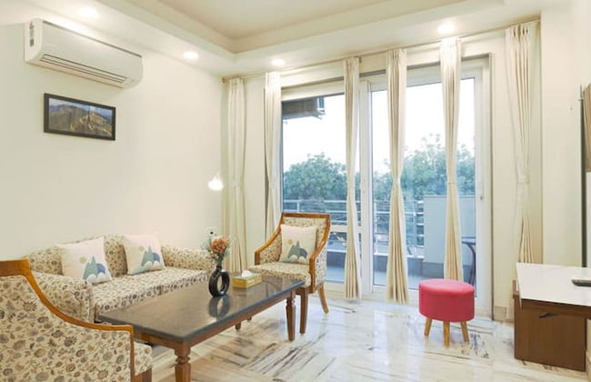 City Oasis w Bathtub n Balcony - Foto 1