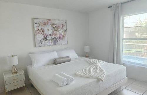 WaterView 4 miles to Disney 3Br 2Ba Pool Home - Foto 12