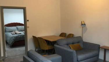 Smithy Bungalow, free private parking included, Buxton - Foto 4