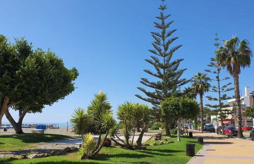 Boutique apartment near the beach, 1 Gbps Wi-Fi - Photo 52