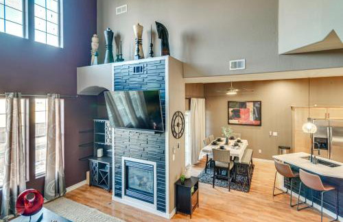 WFH Setup and Garage Parking! Modern Denver Condo - Foto 6