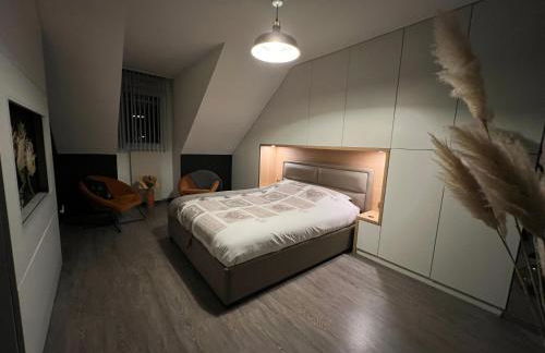 T3 Flat Moderne sur 2 étages Metro Parking Free Entrance autonome - Photo 6