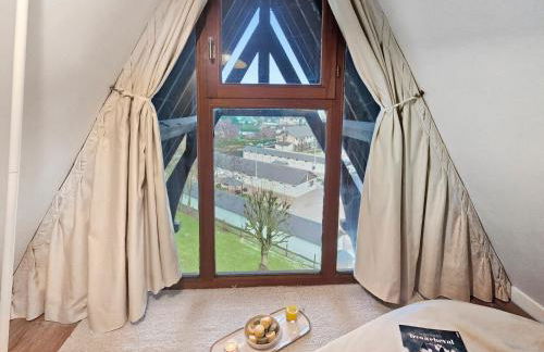 Piscine, balcon, Stationnement, Vue box hippodrome - Photo 13