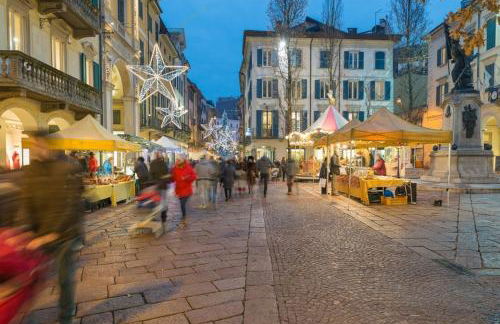 LA TERRAZZA - Very Quiet - Free park - 3 min from Varese center and lake - AIR Conditioning - Cycling friendly - Foto 26
