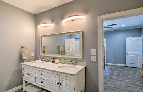 Ocean View and Wraparound Deck Crystal Beach Home! - Foto 15