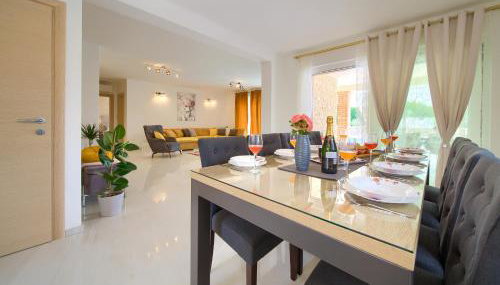 Beautiful Villa Vita Maris with heated pool - Foto 5