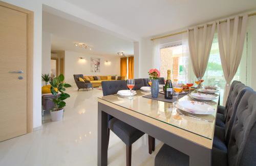 Beautiful Villa Vita Maris with heated pool - Foto 5