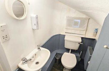 Russel House - 4 Bedroom - The Royal Mile - Photo 14