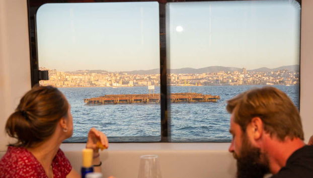 Paseo en barco por la Ría de Vigo + Degustación de mejillones - Photo 5