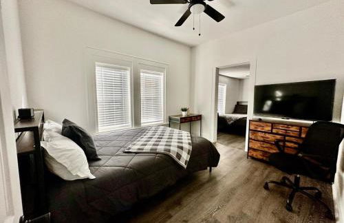 #1 - 5BR 1BA - Unit A - Private Entire Home - WiFi - Foto 49