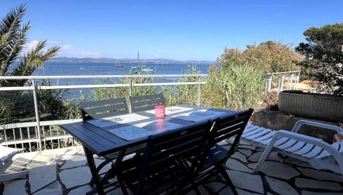 La Madrague Waterfront Cottage - Foto 2