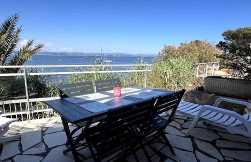 La Madrague Waterfront Cottage - Foto 2