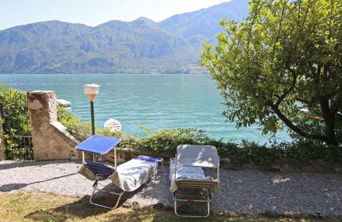 Apartment A lago private beach and parking - Foto 23