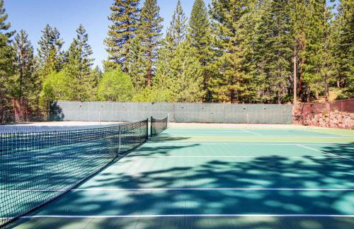 Lake Tahoe Adventure Base! Townhome with Pool Access - Photo 16