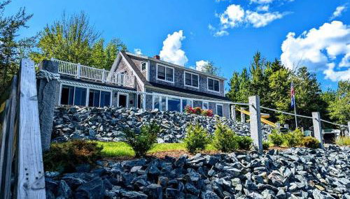 Oceanfront Jellison Beach House - Photo 3