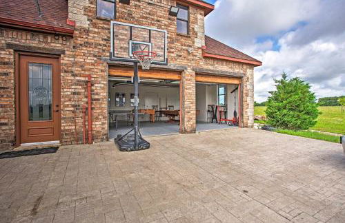 Home with Game Room and Fireplace 14 Mi to McKinney! - Foto 38