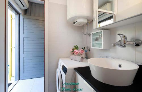 Apartment "Santa Lucia" - Photo 15