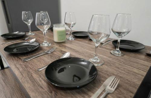 Stylish 3-Bedroom Retreat Minutes to NYC - Foto 17