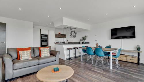 7 Waterstone House - Luxury Apartment Overlooking South Beach, Tenby - Foto 4