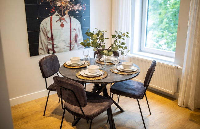 Spacious 2 Bedroom Serviced Apartments 71-77m2 - Photo 4