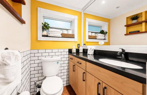 2 Homes • Hot Tubs x2 • Heated Pool • Fire Pit - Foto 19