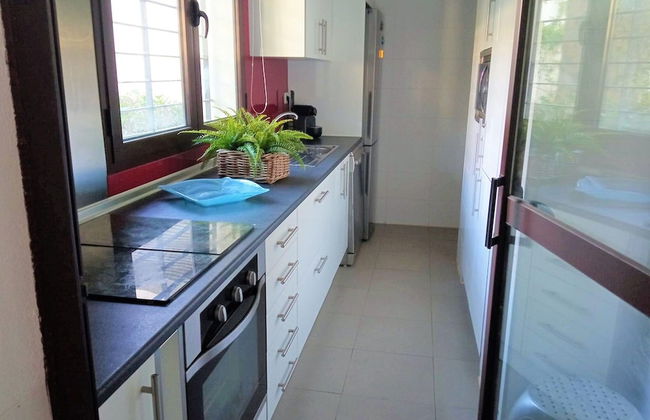 Sunny Garden Apartment - Foto 9