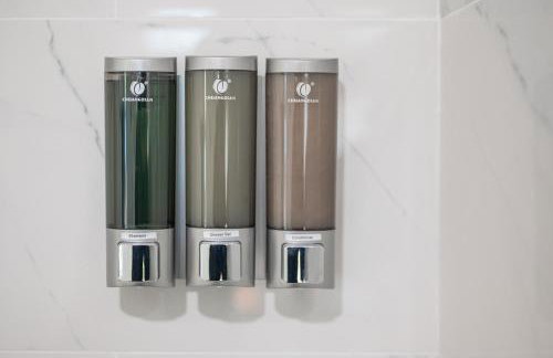 Wood Circle House - Dog Friendly with Fenced in Backyard - Foto 11