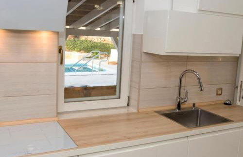 Villa Gabriel - Three Bedroom Villa with Outdoor Pool - Foto 4