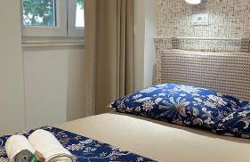 Omis apartment - near beach and town center, ground floor with small garden - Foto 47