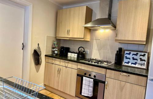 Fallow Cottage, 3 Bedrooms, Woodburner - Heart of Stamford by Belmont Places - Foto 35