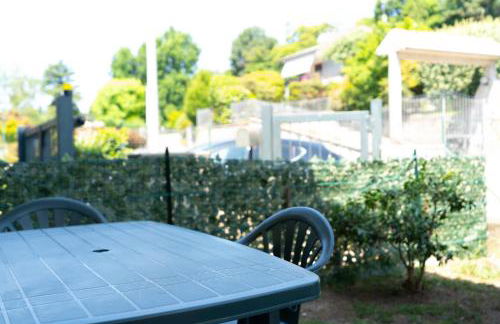 House of Camellias - Ground Floor with Garden - Foto 14