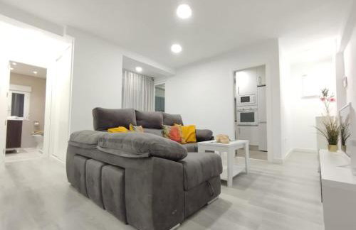 Piso a 10 min del aeropuerto - Foto 3