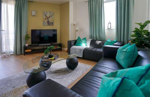 Stylish 2-Bed Apartment, Free Parking, Walk to Hospital & Uni - Foto 13