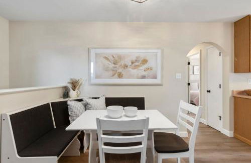 Downtown Windsor Home with Hot Tub and Pool Table - Foto 35