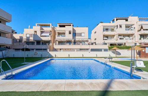 Amplio Ático De 2 Habitaciones - Photo 33