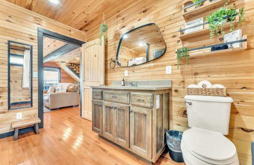 Rivers Ledge Cabin with breathtaking views hot tub & indoor pool - Photo 17