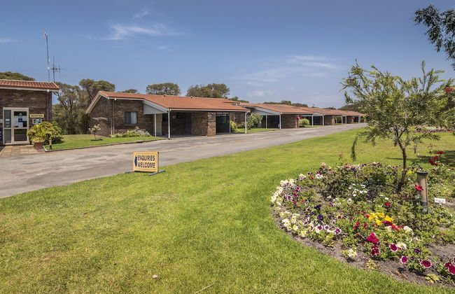 Emu Beach Chalets - Photo 51