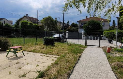 Bonheur des prés, T2 jardin, parking - Foto 10