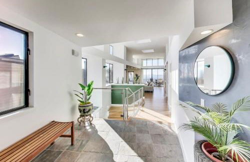 Luxurious Hillside Home wAC & Gorgeous SF Views! - Foto 11