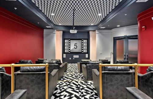 Luxury, Chic, Apt with Game Room, Movie Theatre, & 24hr Gym - Foto 24