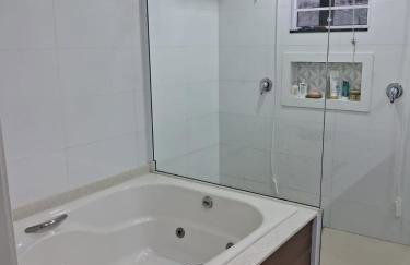 Casa com piscina, suite com hidro em Blumenau - Foto 15