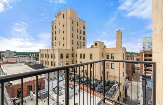 Exhibit A2 - Foto 24