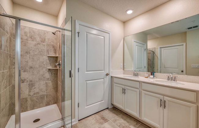 Champions Gate condos by UNE - Foto 31