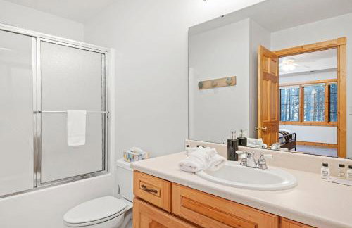 The Lodge, 'North Woods' style, boutique Galena Getaway! - Foto 30