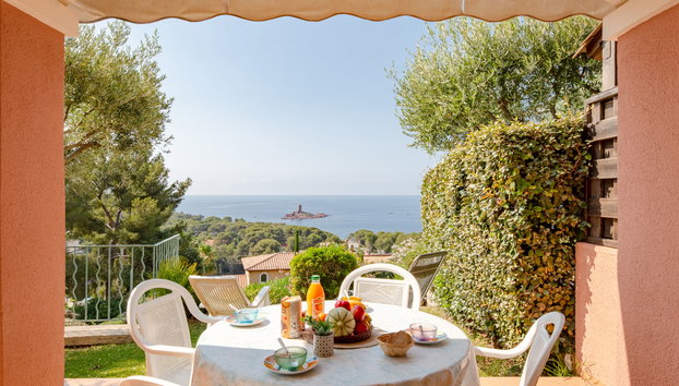 Holiday Home Village Cap Estérel - Le Hameau-36 by Interhome - Foto 2, Terrace